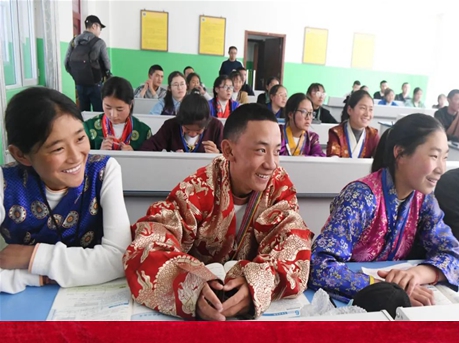 【帮扶现场】“扶贫先扶智”，教育改变玉树的未来